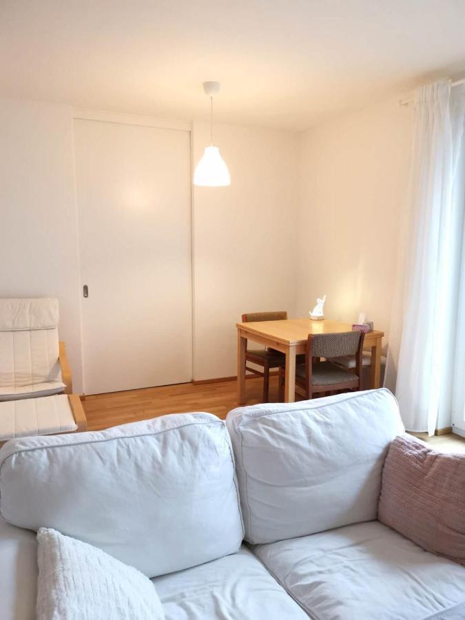 Gemuetliches Privatzimmer In Geraeumiger Gemeinschaftswohnung Dresda Esterno foto