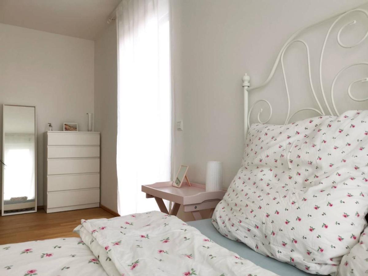 Gemuetliches Privatzimmer In Geraeumiger Gemeinschaftswohnung Dresda Esterno foto
