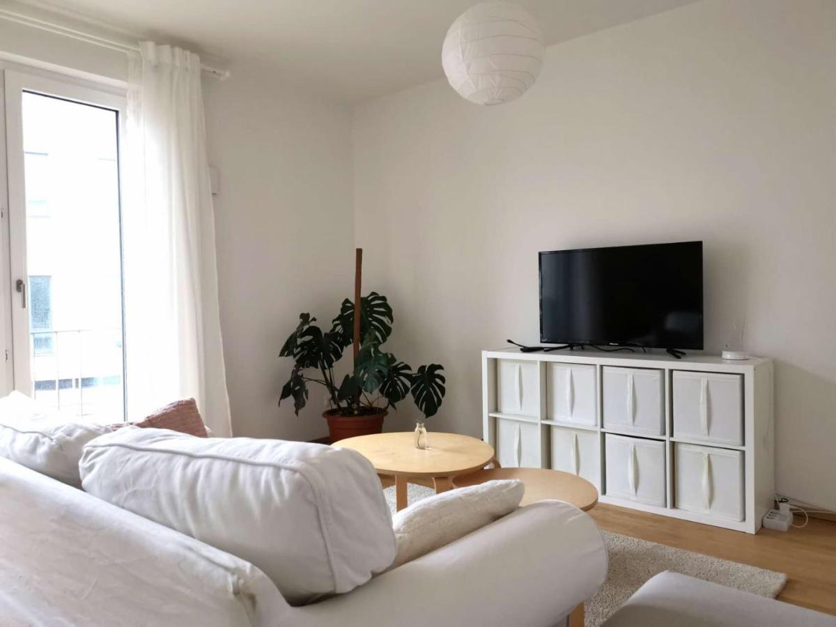 Gemuetliches Privatzimmer In Geraeumiger Gemeinschaftswohnung Dresda Esterno foto