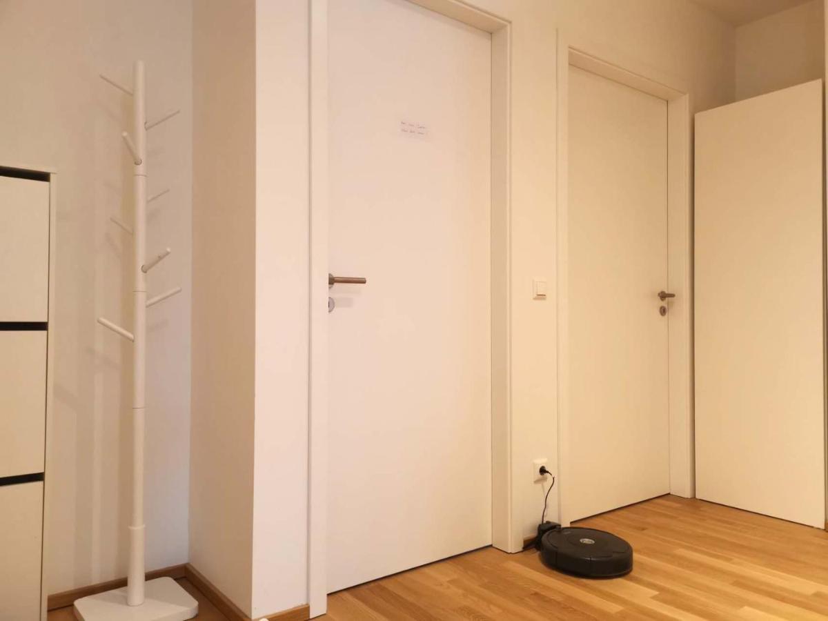 Gemuetliches Privatzimmer In Geraeumiger Gemeinschaftswohnung Dresda Esterno foto